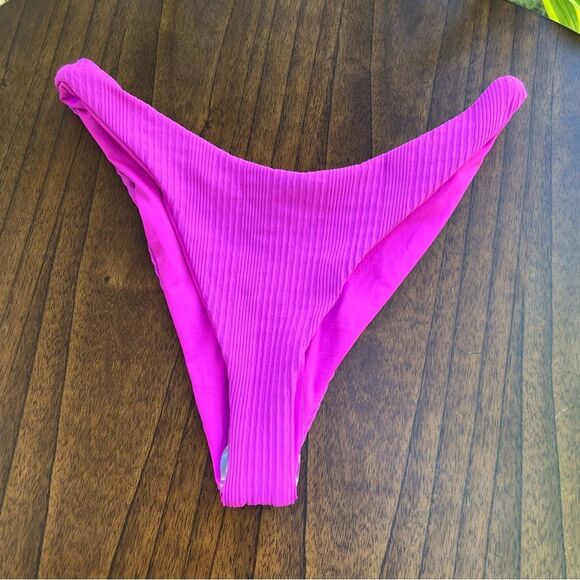 L*SPACE cabana bottoms 💗 NWT 💗 Bitsy Cut 💗 ribbed 💗 small - Picture 1 of 7